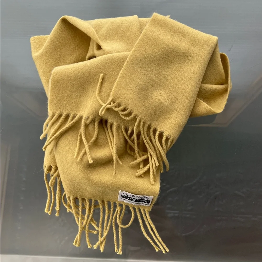 🐑Soft Cashmere Wool Blend Dry Yellow Fringe Vintage Begg of Ayr Scotland Scarf